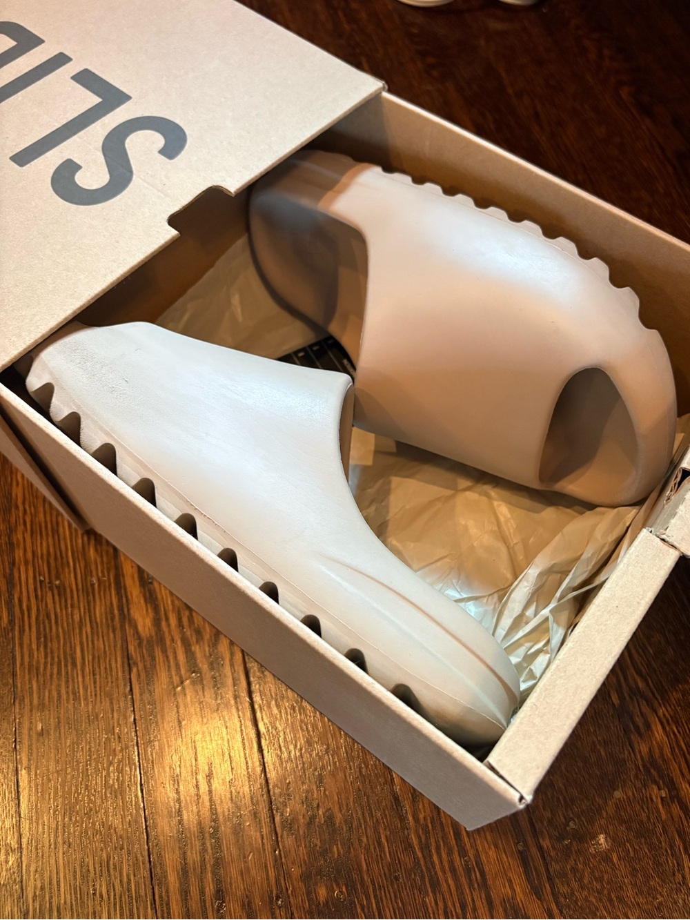 YEEZY Adidas “Pure” Slides - Picture 2 of 14